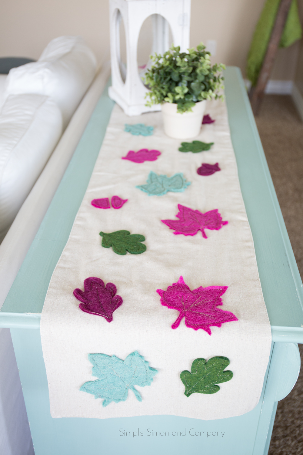 Fall Leaves Table Runner Tutorial Simple Simon and Company