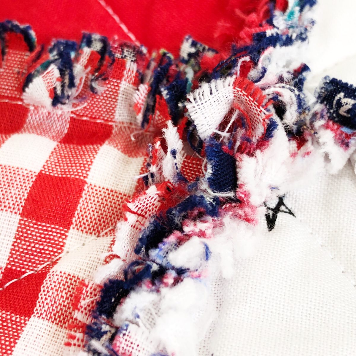 Ragged Flag Quilt Pattern - Simple Simon and Company